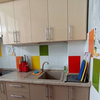 Сдается 1-комнатная квартира, 49 м²