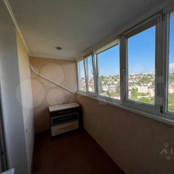 Продается 1-комнатная квартира, 50 м²