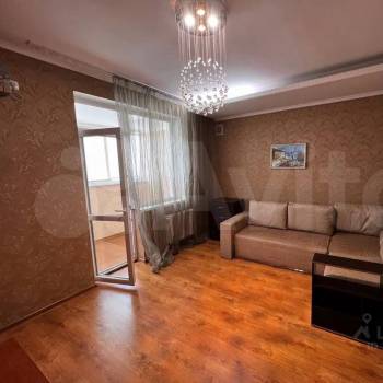 Продается 1-комнатная квартира, 50 м²