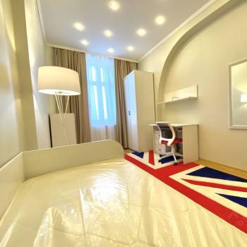 Сдается Многокомнатная квартира, 245 м²