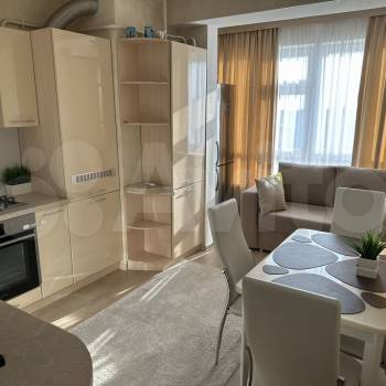 Продается 1-комнатная квартира, 40,4 м²
