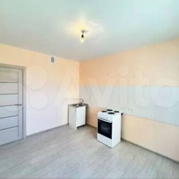 Продается 1-комнатная квартира, 36 м²