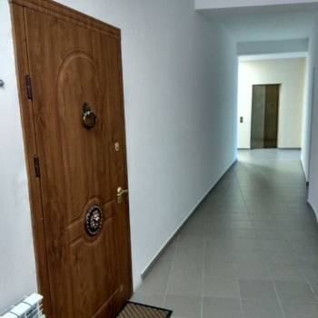 Продается 1-комнатная квартира, 85 м²