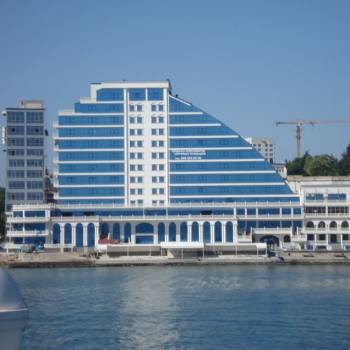 Продается 1-комнатная квартира, 85 м²