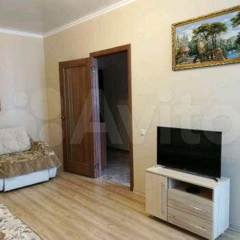 Сдается 1-комнатная квартира, 43 м²