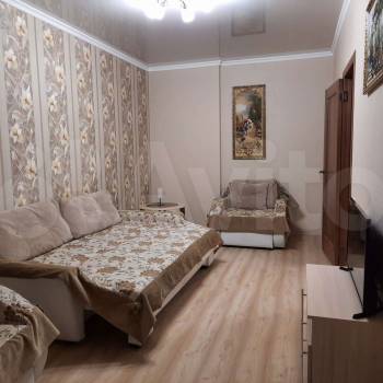 Сдается 1-комнатная квартира, 43 м²