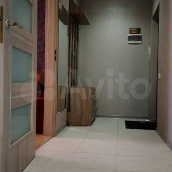 Сдается 1-комнатная квартира, 56 м²