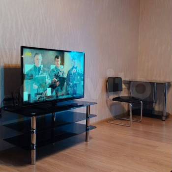 Сдается 1-комнатная квартира, 56 м²