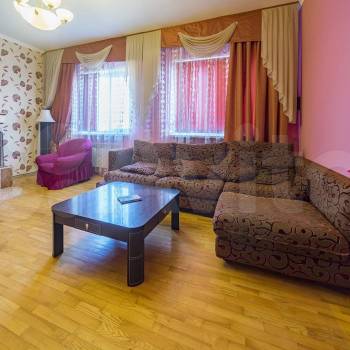 Сдается Дом, 200 м²