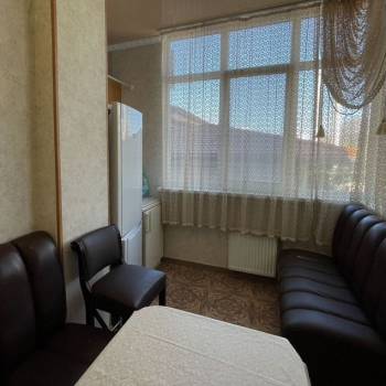 Сдается 1-комнатная квартира, 51 м²