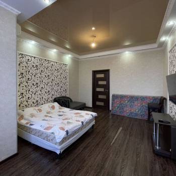 Сдается 1-комнатная квартира, 51 м²