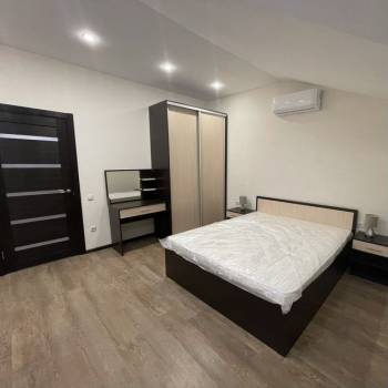 Сдается 2-х комнатная квартира, 85 м²