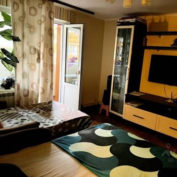 Сдается Многокомнатная квартира, 80 м²