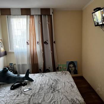 Сдается Многокомнатная квартира, 80 м²