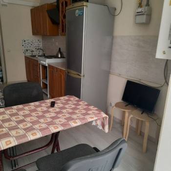 Сдается 1-комнатная квартира, 42 м²