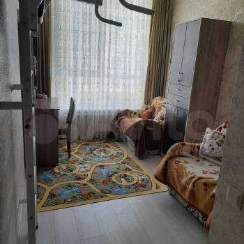 Сдается 1-комнатная квартира, 42 м²