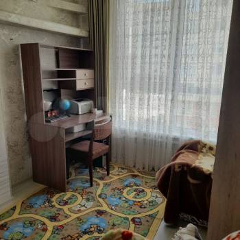 Сдается 1-комнатная квартира, 42 м²