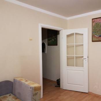 Продается 1-комнатная квартира, 38 м²