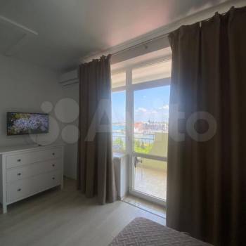 Сдается 1-комнатная квартира, 50 м²