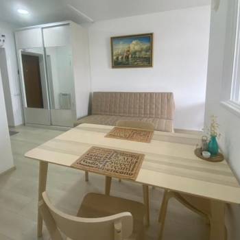 Сдается 1-комнатная квартира, 50 м²