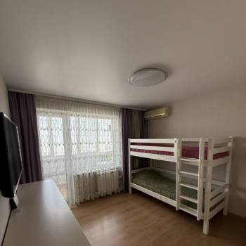Продается 2-х комнатная квартира, 56 м²
