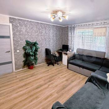 Продается Многокомнатная квартира, 89 м²