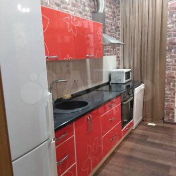 Сдается 2-х комнатная квартира, 78 м²