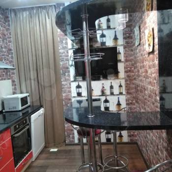 Сдается 2-х комнатная квартира, 78 м²