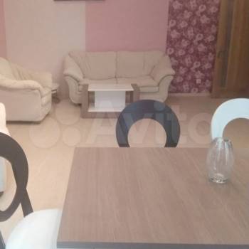 Сдается 2-х комнатная квартира, 78 м²