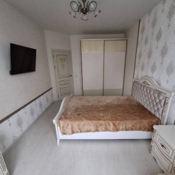 Продается 1-комнатная квартира, 45 м²