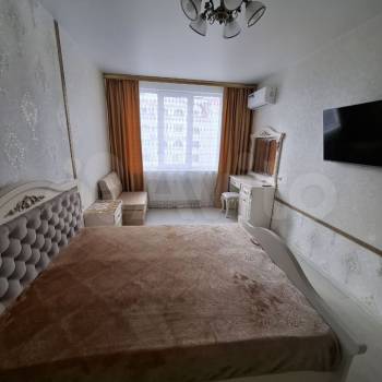 Продается 1-комнатная квартира, 45 м²