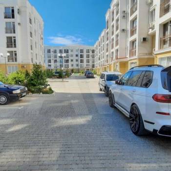 Сдается 1-комнатная квартира, 50 м²