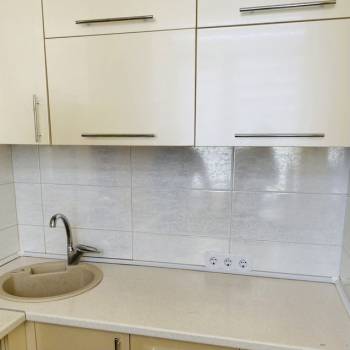 Продается 1-комнатная квартира, 36 м²