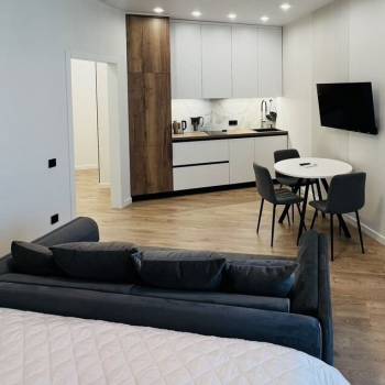 Продается 1-комнатная квартира, 41 м²
