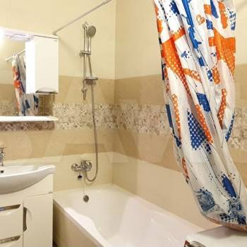 Сдается 1-комнатная квартира, 50 м²