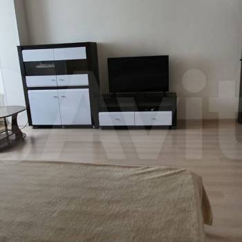 Сдается 1-комнатная квартира, 50 м²