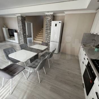 Сдается Дом, 165 м²