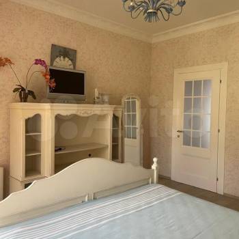 Продается Многокомнатная квартира, 184 м²