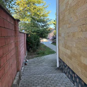 Продается Дом, 350 м²