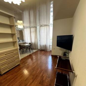 Сдается 1-комнатная квартира, 38 м²