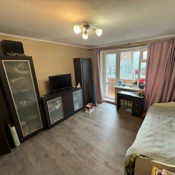 Сдается 2-х комнатная квартира, 76 м²