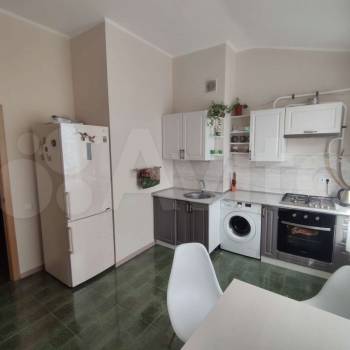 Продается 1-комнатная квартира, 48 м²