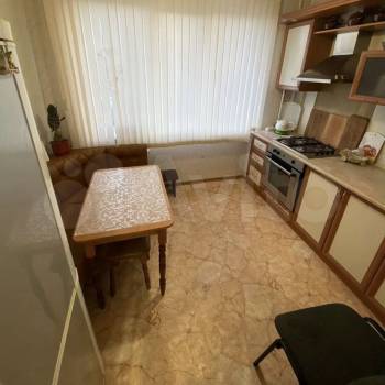 Продается 1-комнатная квартира, 34 м²