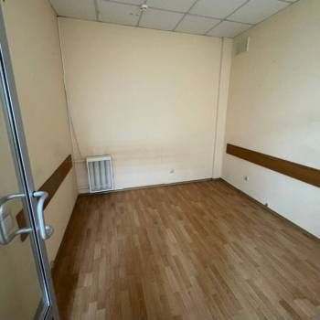 Сдается Нежилое помещение, 142 м²