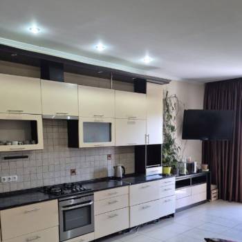 Сдается Многокомнатная квартира, 116 м²