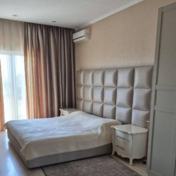 Сдается Многокомнатная квартира, 116 м²