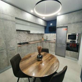 Сдается 1-комнатная квартира, 44 м²