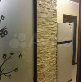 Продается 1-комнатная квартира, 62 м²