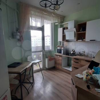 Продается 1-комнатная квартира, 36 м²