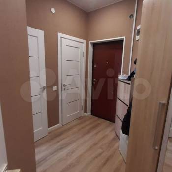 Продается 1-комнатная квартира, 36 м²